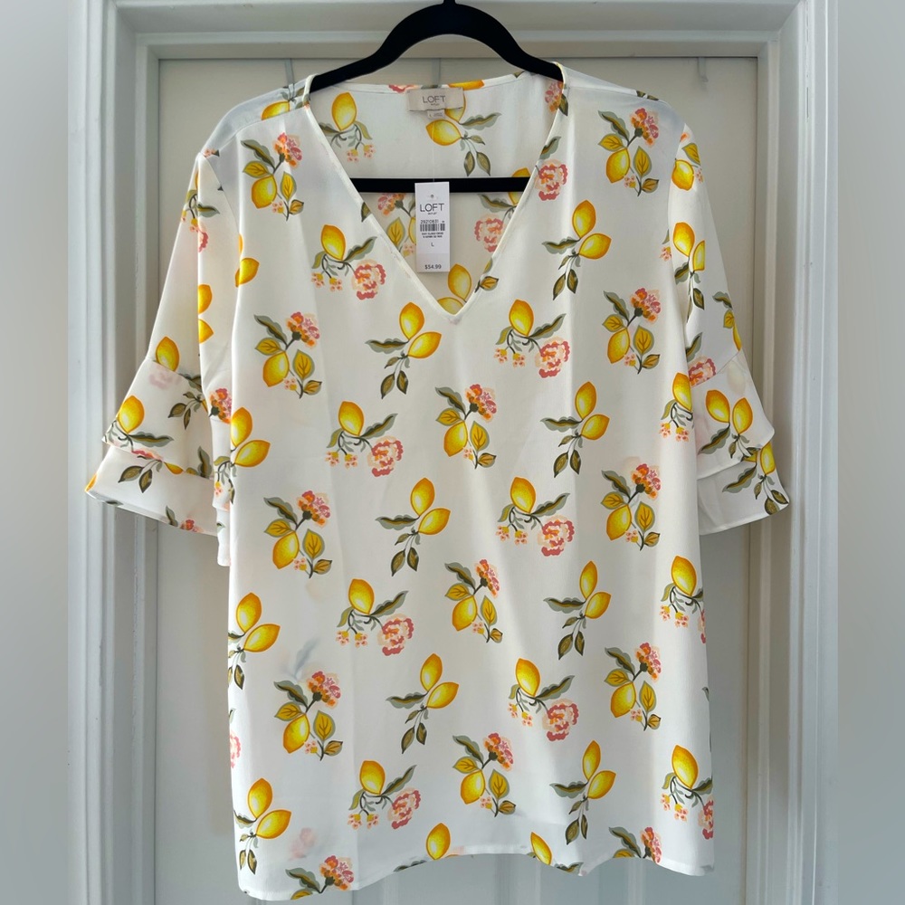 NWT LOFT Lemon Print Blouse, Flutter Short Sleeve